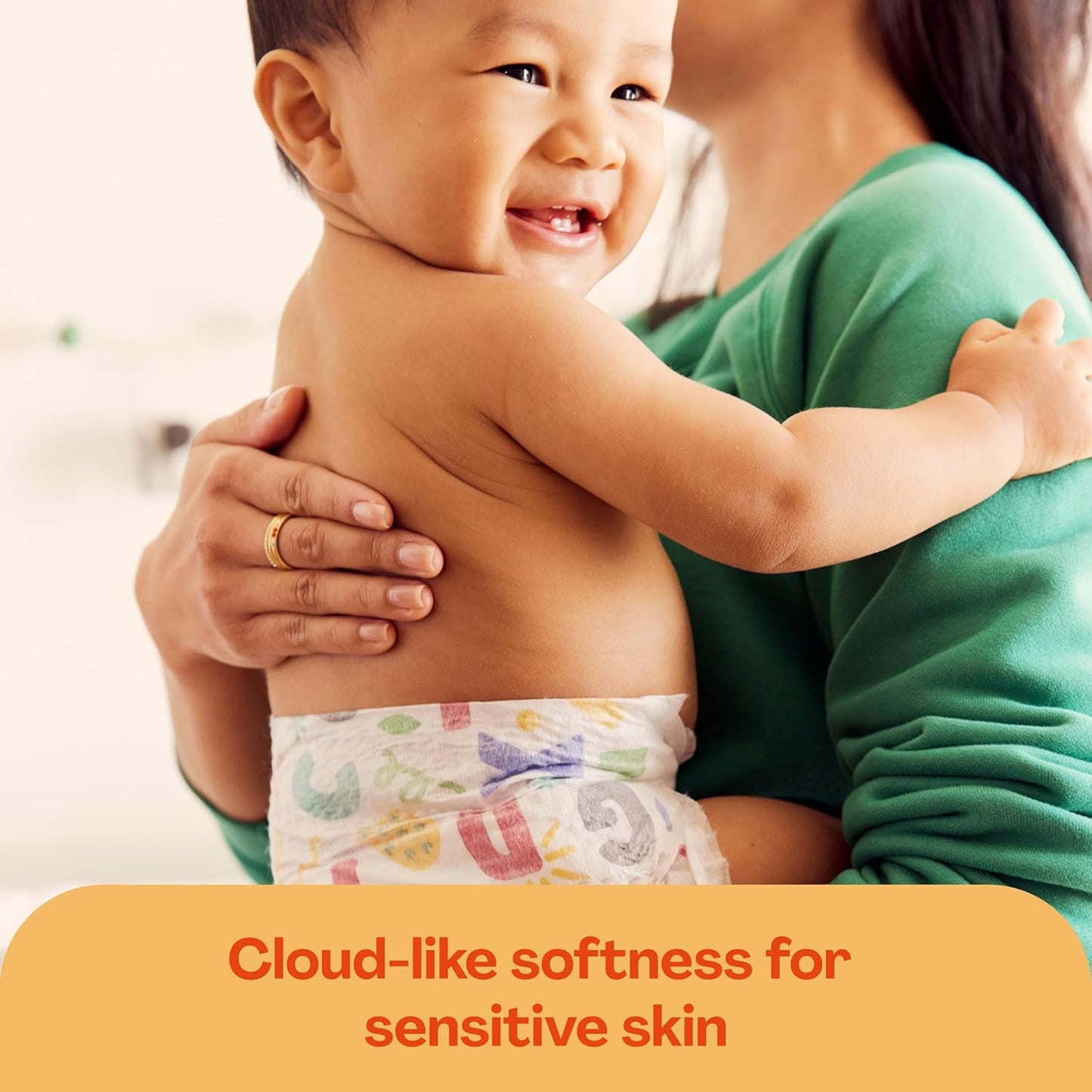 Hello Bello Mega Surprise Pack, Size 3 (14-24 lbs), 200ct Hypoallergenic Assorted Diapers with a Soft, Cloth-Like Feel Plus 360 Ultra Gentle Unscented Baby Wipes in 6 Resealable Packs