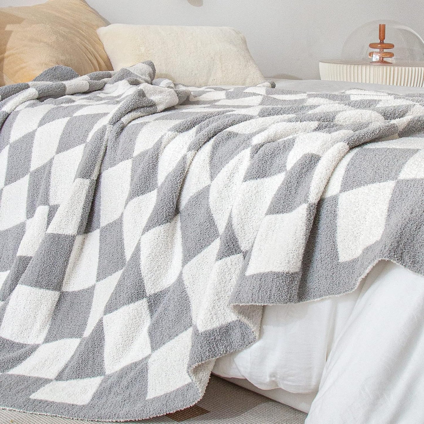 SeaRoomy Checkered Throw Blanket, Soft Cozy Fluffy Reversible Checkerboard Knitted Throw Blanket, Warm Plush Microfiber Plaid Lightweight Blanket for Couch Bed Travel(Grey, 51"×63")