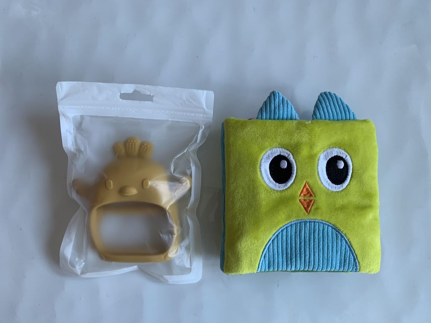 Soft Baby Books Gift Set – Cloth Crinkle Books for Infants 0-3-6-12 Months, Newborn Teething Toy, Tummy Time Toy, Baby Teethers, Shower Gift for Boys & Girls (2-pcs)