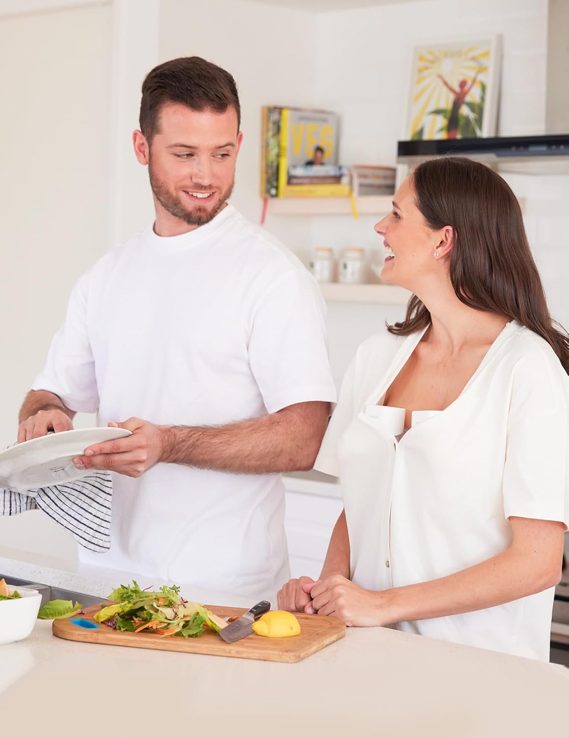 Momcozy Breast Pump S12 Pro Hands-Free, Wearable & Wireless Pump with Soft Double-Sealed Flange, 3 Modes & 9 Levels Double Electric Pump Portable, Smart Display, 24mm, 1 Pack, White