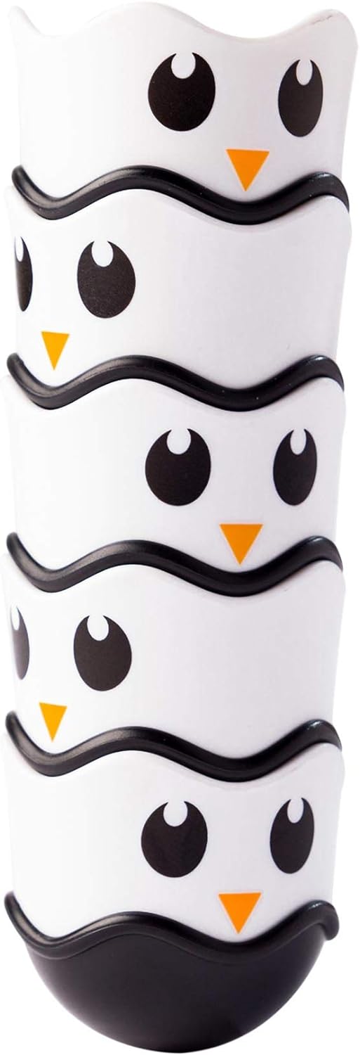 Fat Brain Toys Waddle Bobbers, Kids Bath Toys, Bath Time Fun Playset with Floating Penguins