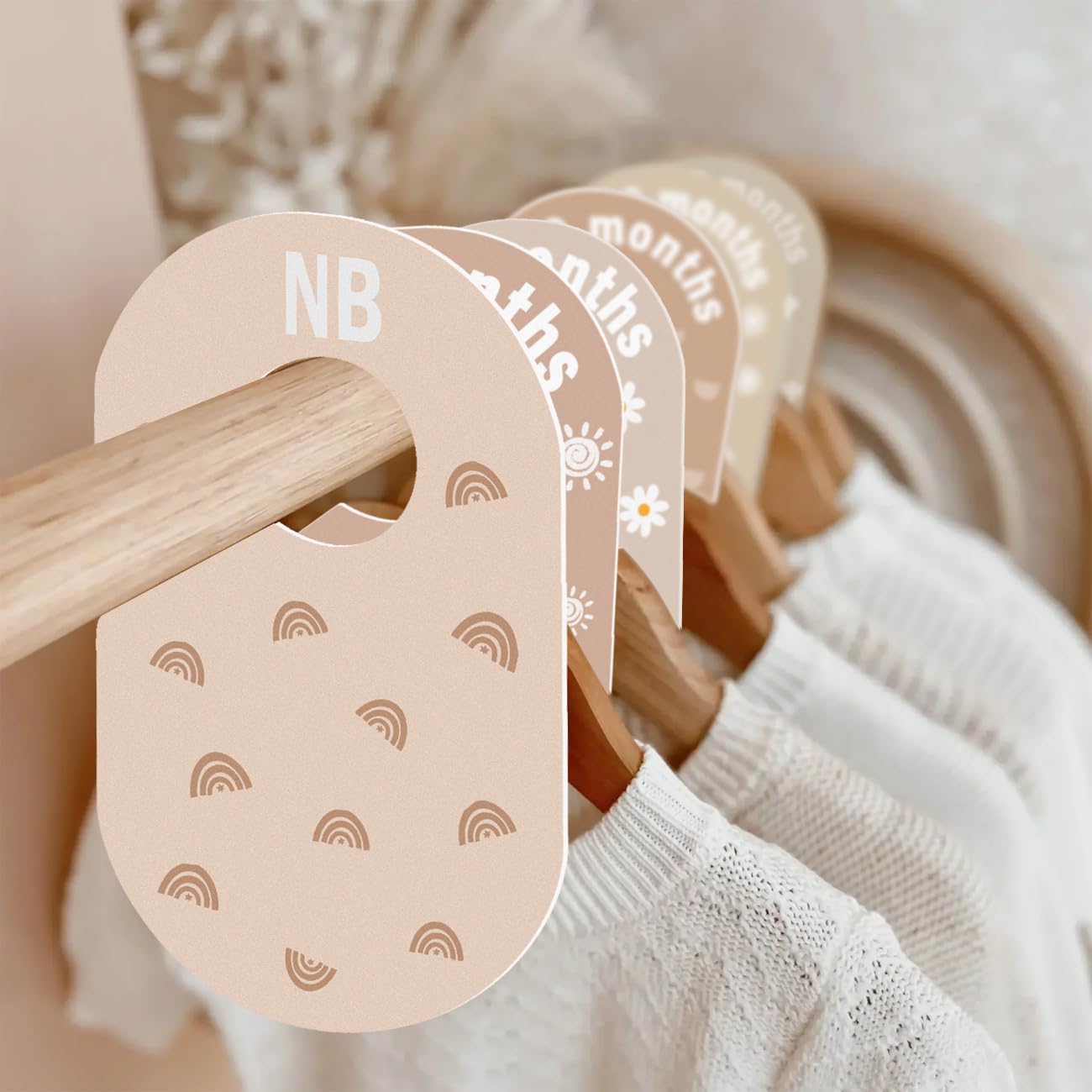 Baby Closet Divider, Baby Wardrobe Organizer, Double-Sided Minimalist Cute Design, Nursery Decor Clothes Hanger Dividers for Sorting 8 Sizes from Newborn to 12+ Months