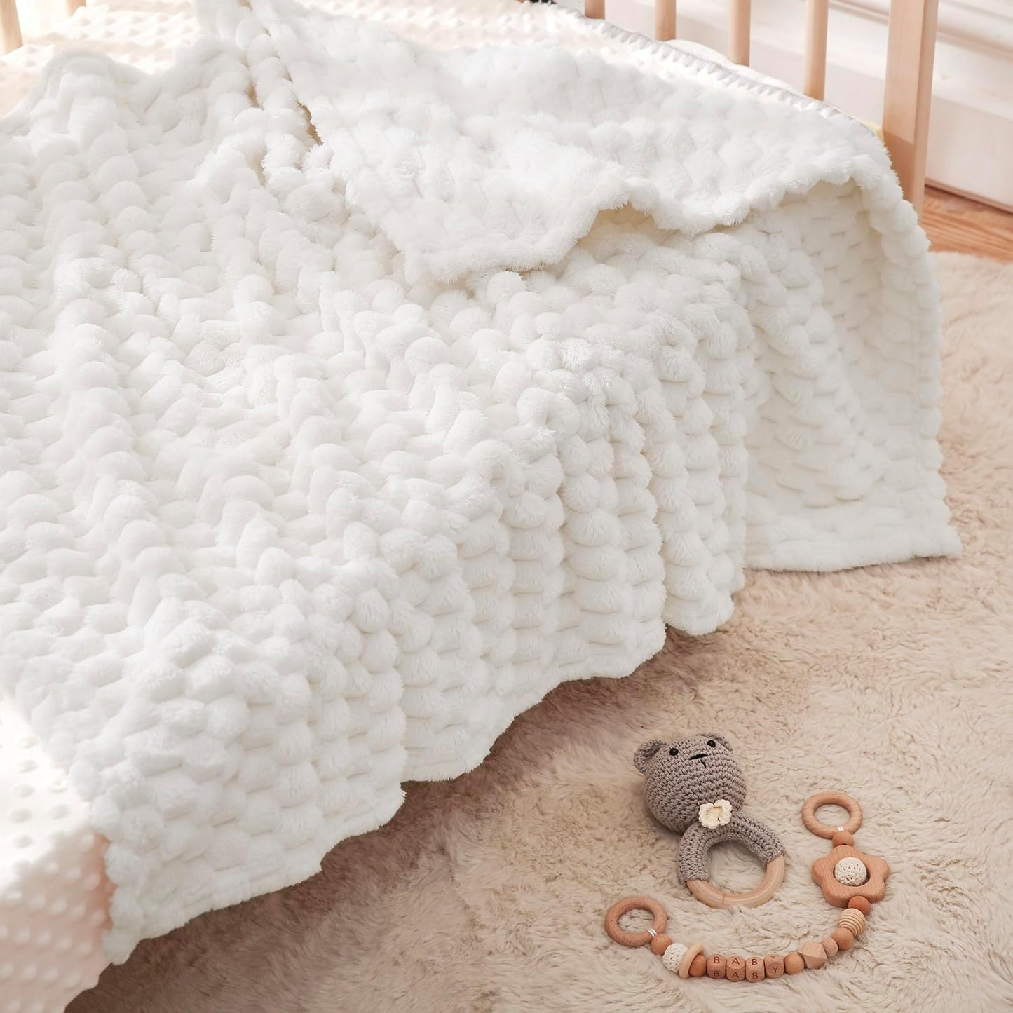 HOMRITAR Flannel Fleece Fluffy Fuzzy Blanket for Baby 3D Jacquard Soft Warm Plush Bed Blankets for Home Decor, Toddler Infant or Newborn Receiving Blanket (30 x 40 Inch, Cream)