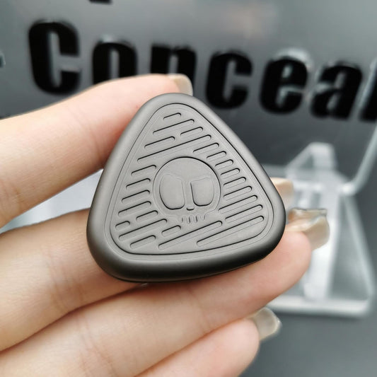 EDC Fidget Sliders Fidget Toys Stress Relief for Adults Magnetic Metal Triangle Fingertip Sliders Desk Toy Spinning Push Card