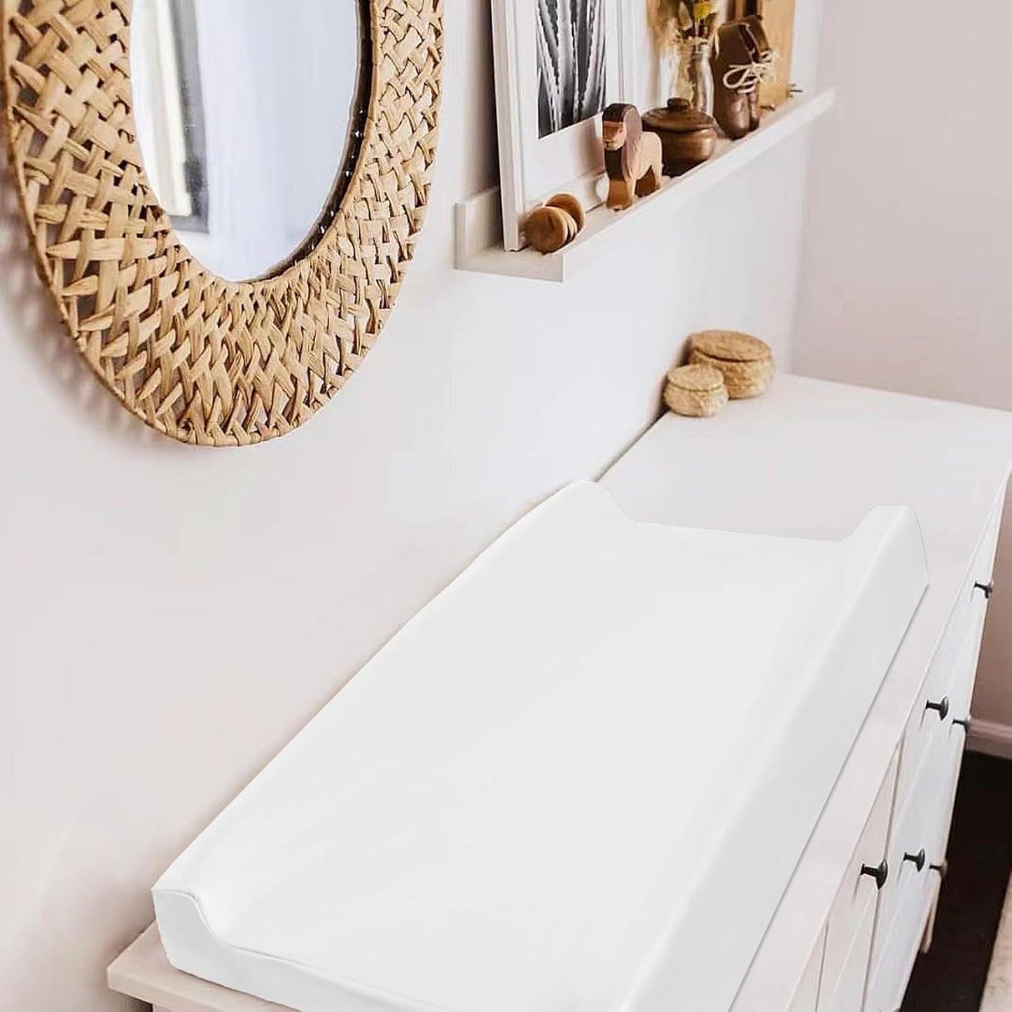 Owlowla Changing Pad Cover,Waterproof Changing Pad Covers-Soft Leather Diaper Changing Table Cover,Fits Standard Changing Pads for Baby Boy Girl（White）