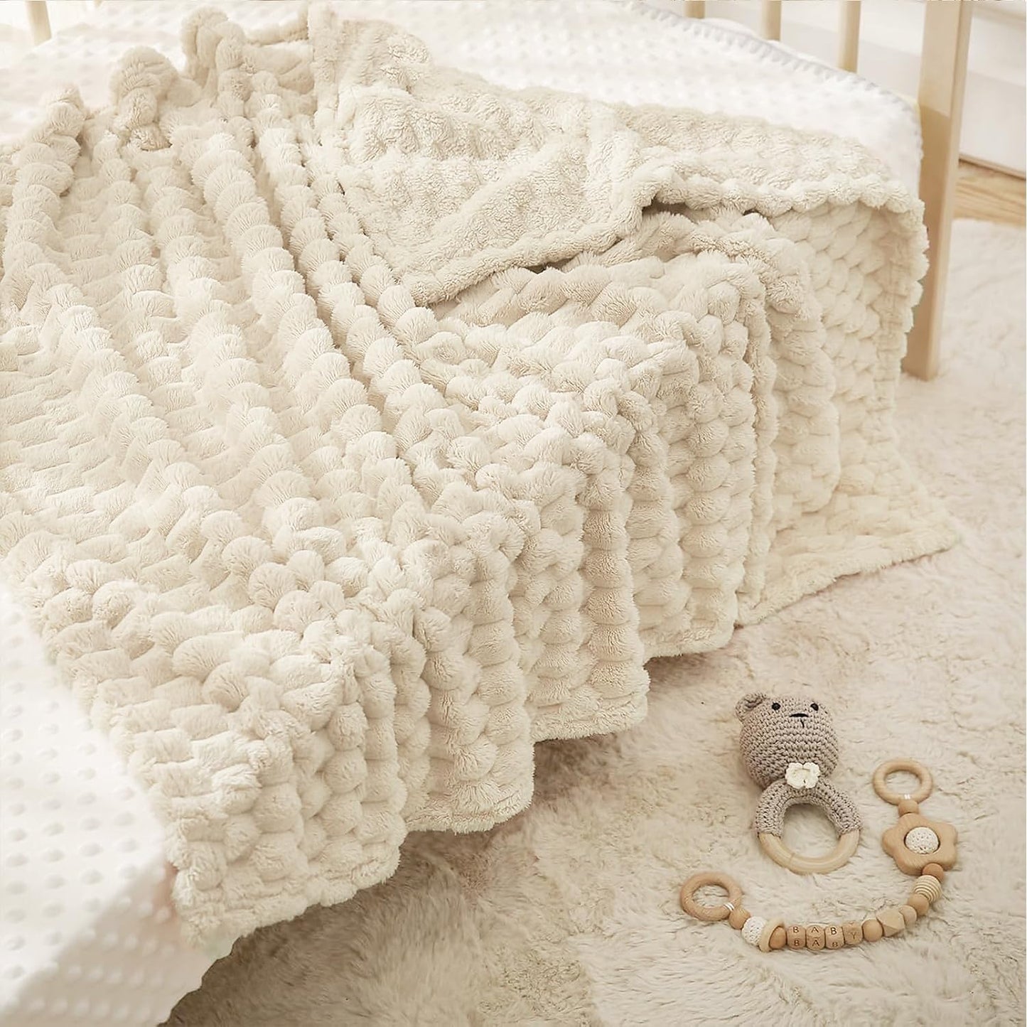 HOMRITAR Baby Blanket for Boys Girls 3D Flannel Fleece Fluffy Blankets for Baby Soft Plush Breathable Bed Blanket for All Season Toddler Infant or Newborn (30 x 40 Inch, Beige)