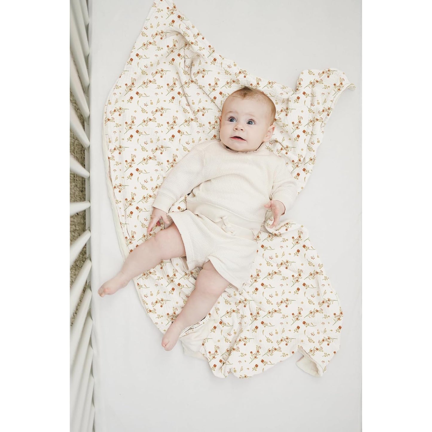 Konssy Baby Blankets for Unisex Boys Girls, Super Soft Nursery Minky Blankets with Muslin Cotton Front and Dotted Fleece Backing, Printed Bed Throws Newborn