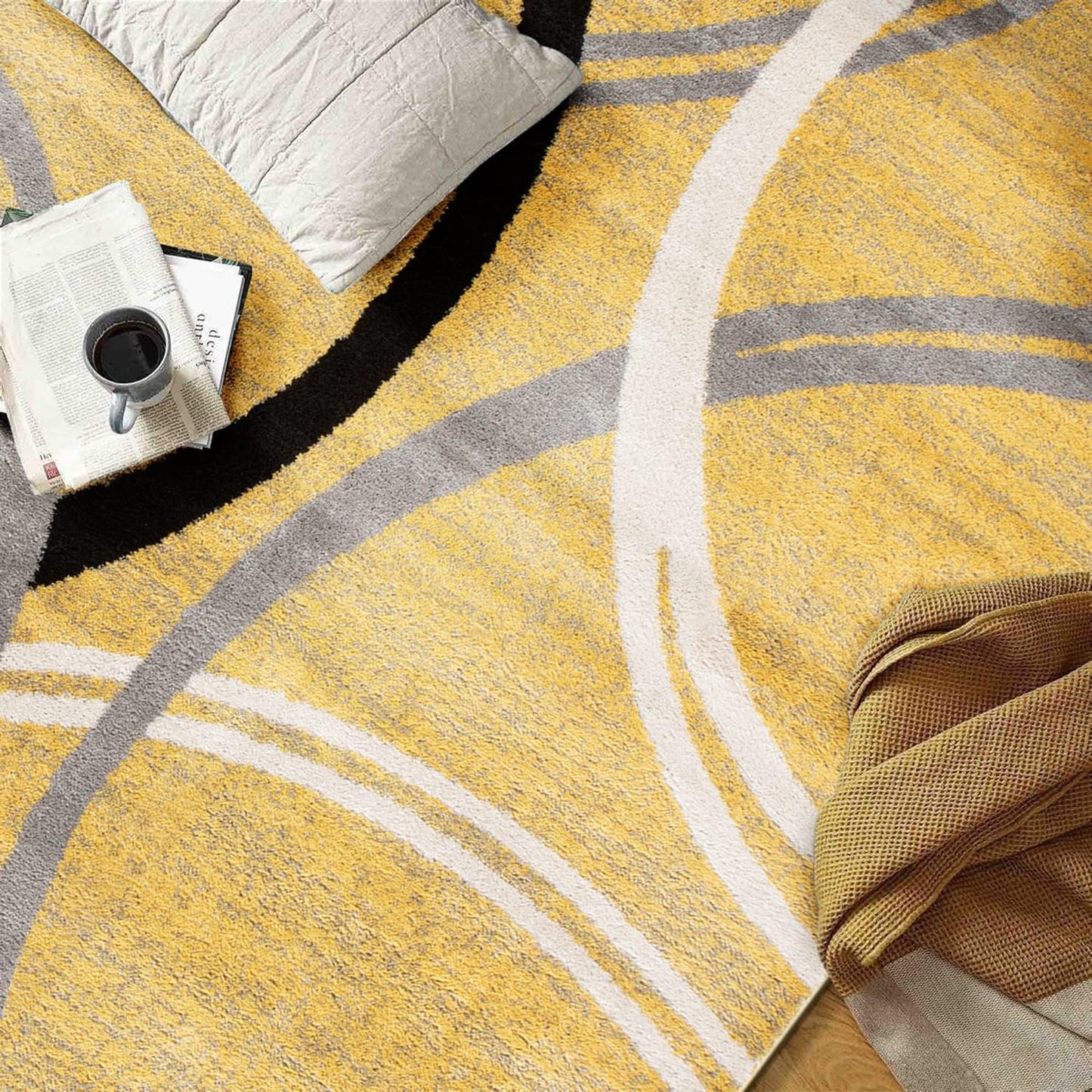 Rugshop Modern Wavy Circles Design Area Rug 3'3" x 5' Yellow