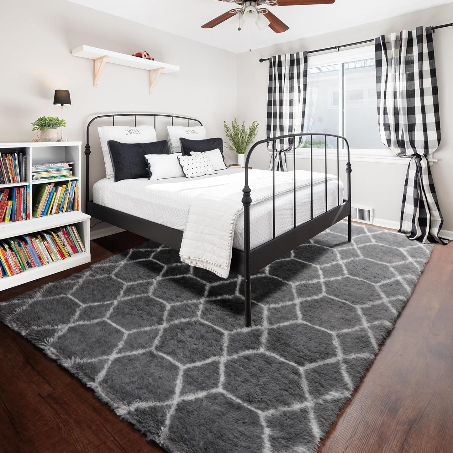 ONASAR Large Area Rugs for Living Room, 7x10 Grey and White Rug, Moroccan Thick Floor Mat for Bedroom Home Decor Aesthetic, Soft Fuzzy Shaggy Plush Fluffy Geometric Carpet for Dorm Classroom