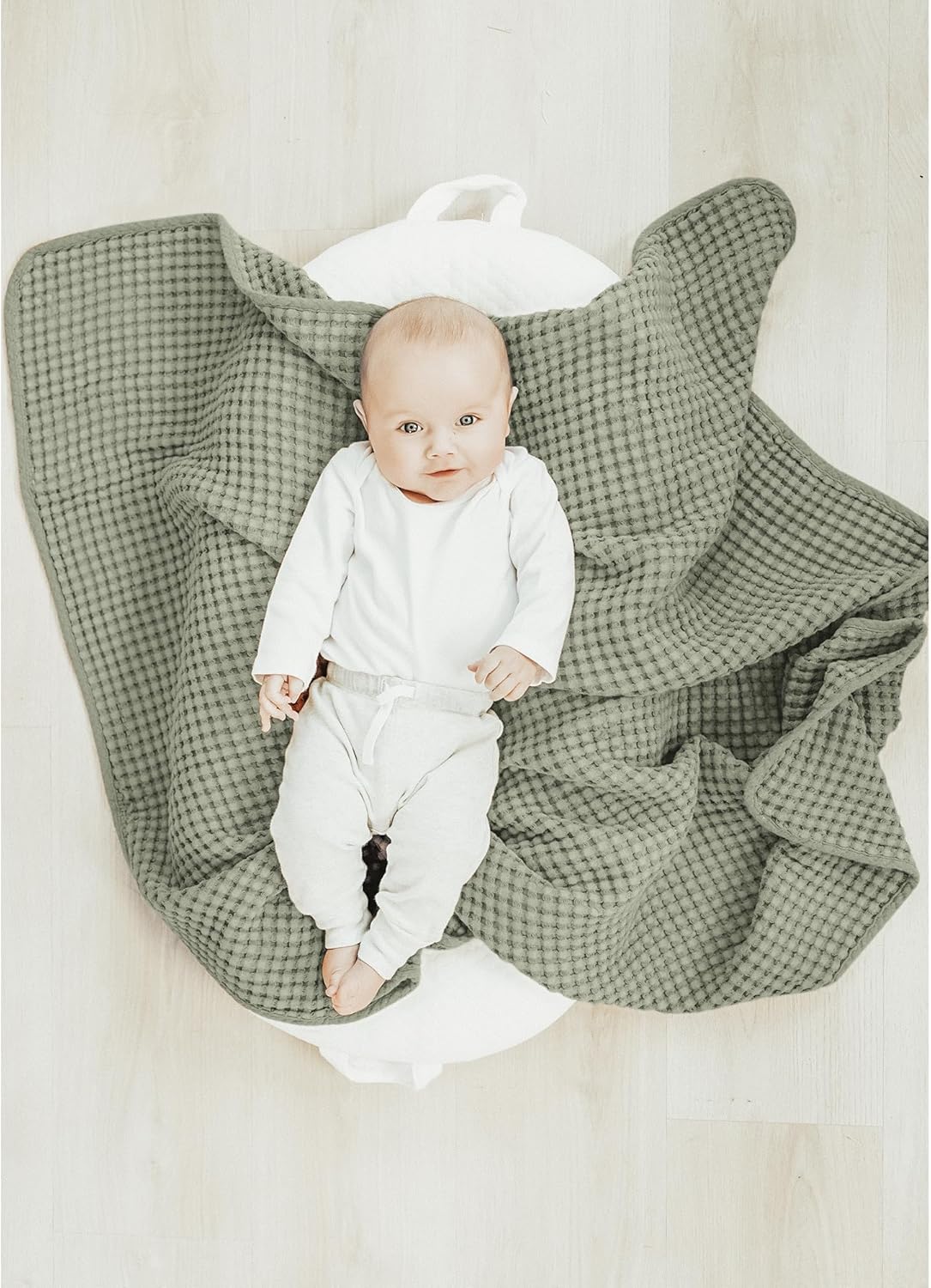 Konssy Waffle Baby Blanket - Soft & Cozy Nursery Swaddle Blanket, Lightweight Toddler Throw for Boys & Girls, Ideal for Wrapping(Amy Green)