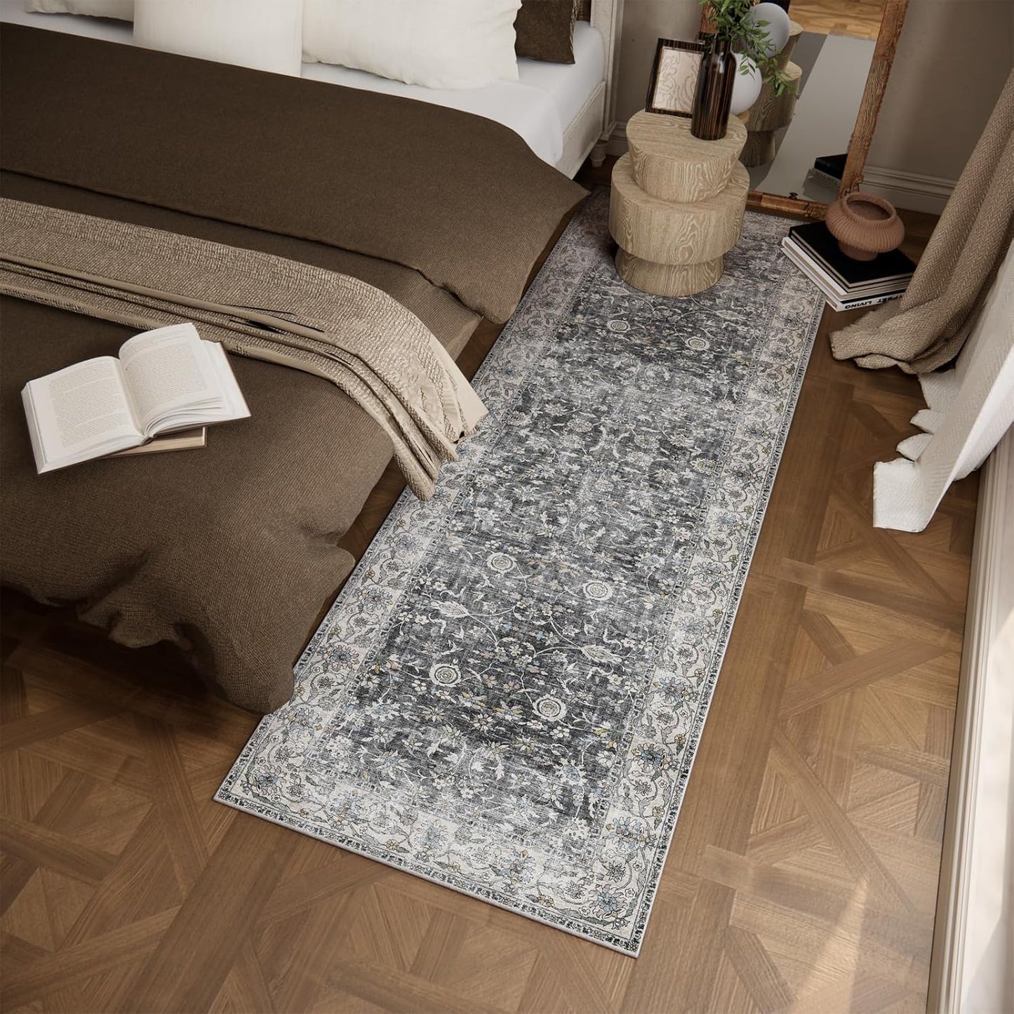 Runner Rug Washable Kitchen Runner: 2'6"x8' Hallway Runner Rugs Stain Resistant Non Slip Low Pile Soft Boho Carpet Runners for Hallways Bedroom Entryway Indoor Beside Bathroom Laundry Room