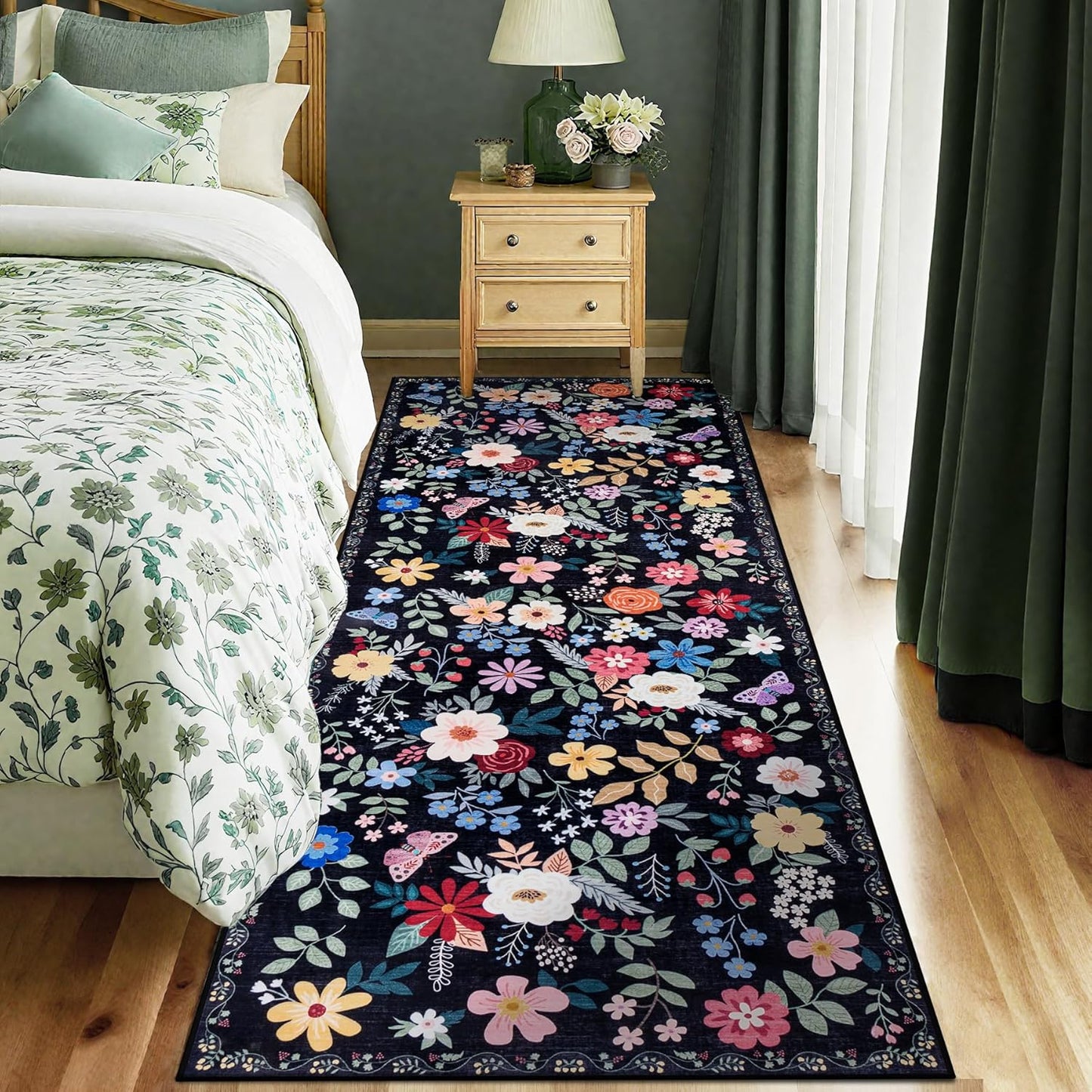 Runner Rug for Entryway: 2.6x8 Kitchen Rugs Non Slip Washable Ultra-Thin Soft Floral Carpet Indoor Floor Stain Resistant Carpets for Hallway Bedroom Kitchen Laundry Bathroom Dorm Black