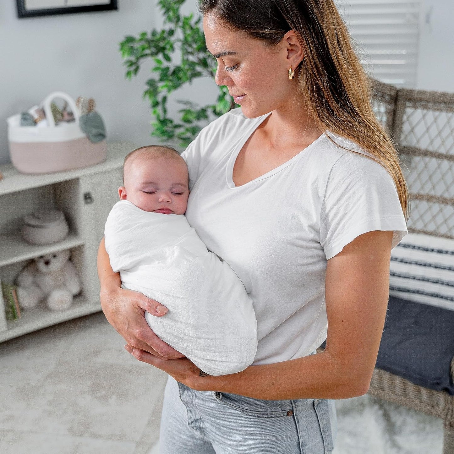 Comfy Cubs Muslin Swaddle Blankets Pack of 1 - 47 x 47 Inch Soft Cotton Baby Blanket Set, Large Multipurpose Wraps for Newborns - Self-Soothing Swaddles for Newborns - White